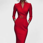 Mandarin – Elegantes Schwarzes Kleid mit Gürtel und Stehkragen