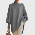 Livia – Oversized Poncho-Pullover