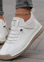 Elira ~ Bequeme und stützende Turnschuhe